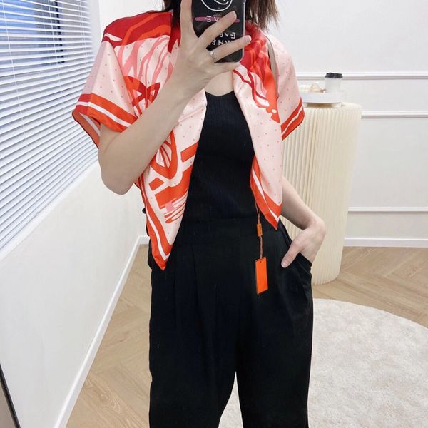 

high quatity twill silk square scarf for women fashion sunscreen towel lapel head scarfs designer scavers 4 color plaid hijab shawl, Blue;gray