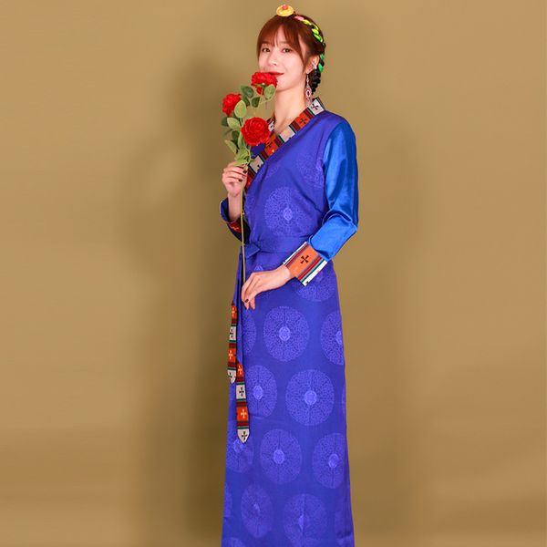 Abbigliamento etnico da donna Abito tibetano abito elegante abito tradizionale tibetano costume orientale abito in stile cheongsam asiatico in seta di cotone