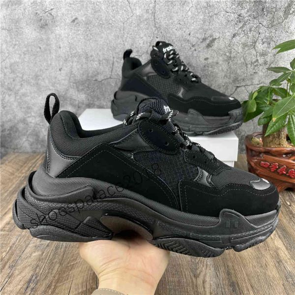 

paris 17fw walking shoes dad shoes chaussures femme triple s casual shoes sneakers for men women vintage old grandpa trainer outdo yemianbu, Black