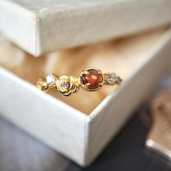 

wedding rings vintage female round stone thin ring cute gold color flower engagement charm bride small for women, Slivery;golden