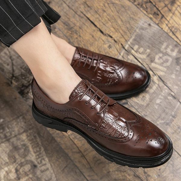 2022 Специальная изысканная изысканная изысканная буллок стиль мода мужская обувь мосты мужские вечеринки платье вечерняя обувь большого размера: US6.5-US10