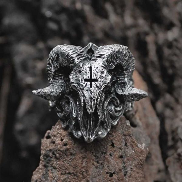 

ring fashion unique punk gothic devil demon skull, Golden;silver