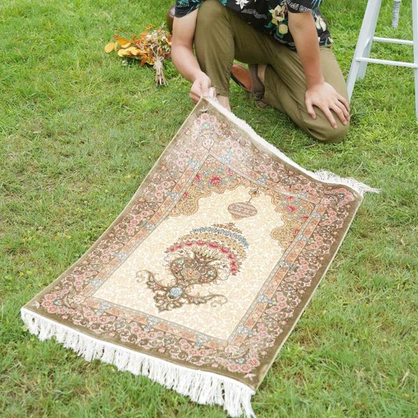 

2'x3' beautiful silk beige color oriental hand knotted kashmir rug (zqg206a)