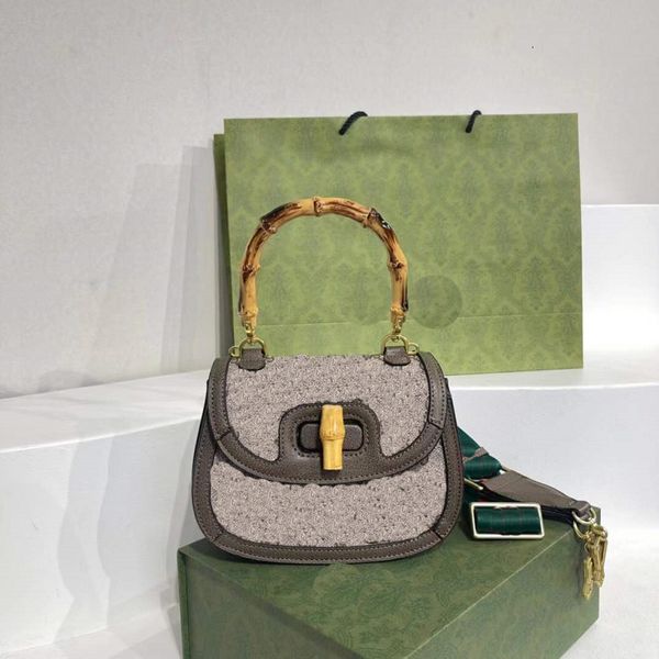 Luxurys Designer Bamboo Festival Handtasche Umhängetaschen Messenger Bag Berühmte Umhängetaschen Vintage Hochwertige Tragetaschen klassische Umhängetaschen, kostenlose Lieferung, Größe 21 * 15 * 7 cm