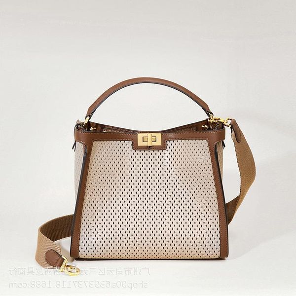 

winter autumn diagonal fashion handbag 2021 wild retro and color hollow large-capacity leather hit portable one-shoulder new jrpxc