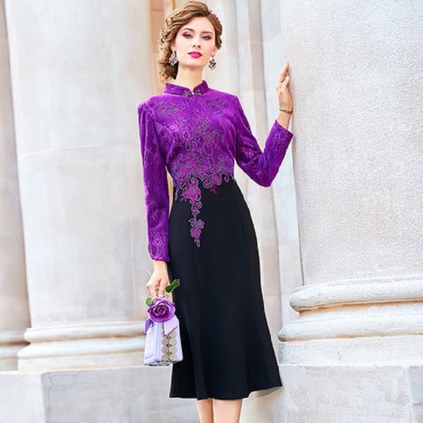 

2021 new fashion of velvet trumpet female winter autumn chinese style medium length retro fishtail tail dress embroidered j46f, Black;gray
