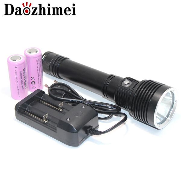 

4000 lumens new professional led diving xhp70.2 led waterproof submarine light100m underwater 26650 / 18650 diving to