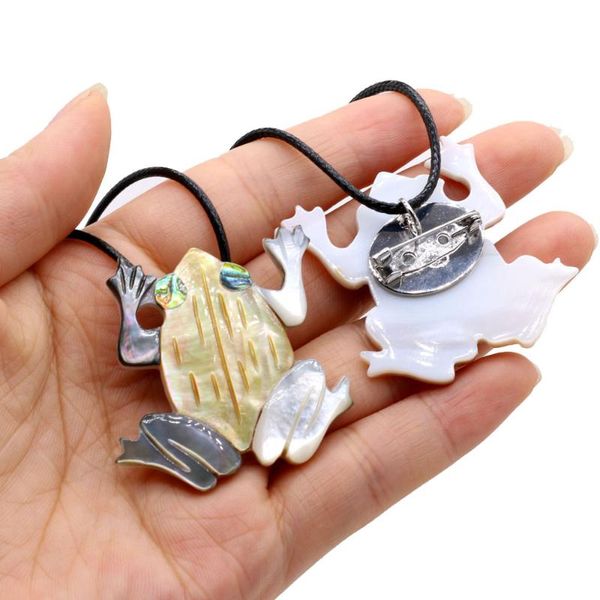 

chokers frog shape natural shell animal pendant necklace for making diy jewerly party gift 35x40mm, Golden;silver
