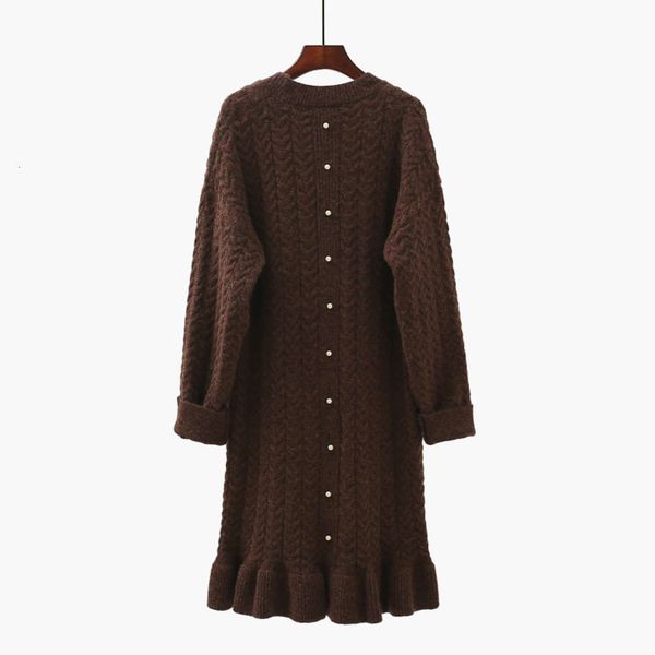 

new korean loose age reducing knitted dress in autumn and winter 2020, White;black