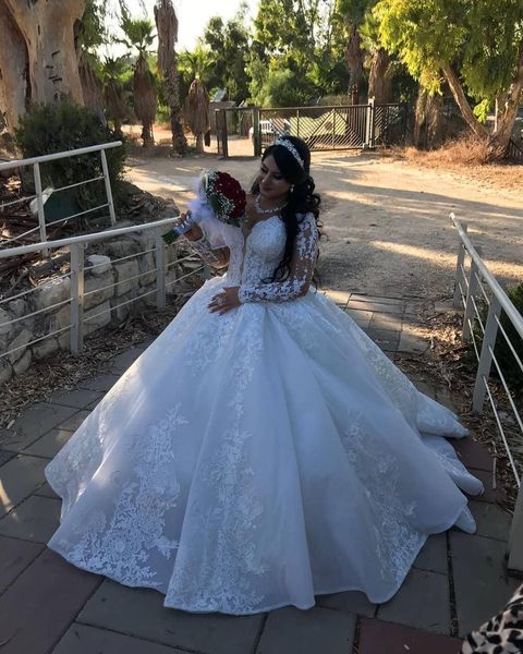 

2021 gorgeous arabic aso ebi plus size luxurious lace crystal beaded ball gown wedding dresses long sleeves bridal dress vintage weddings go, White