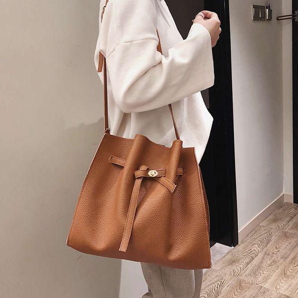 

hbp new women's fashion korean slant straddle shoulder ins fire chic bag
