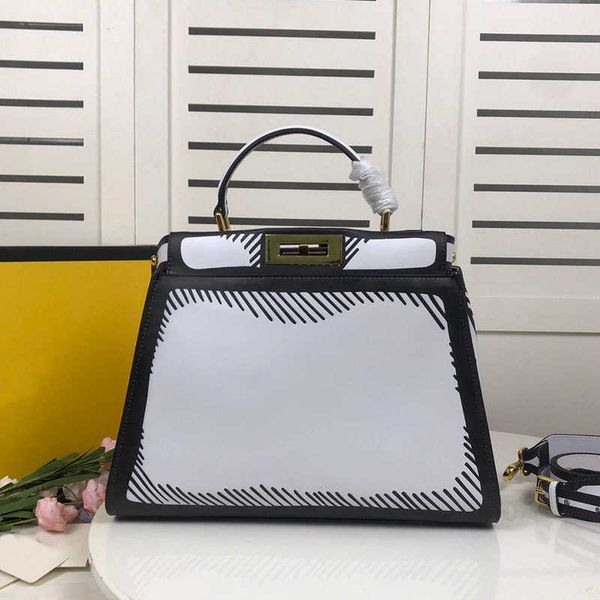 

hanghhangbag women s mini luxurys designers bags 2021 designer womens handbags purses crossbody bag wallet handbag louisbags_18 large back p
