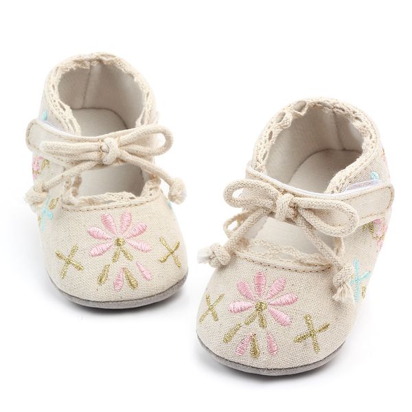 Bebek kız kız Bale Elbise Ayakkabı Yumuşak Sole Nakış Çiçek Dantel Ekleme Bowknot Prenses Toddler Prewalker Slip