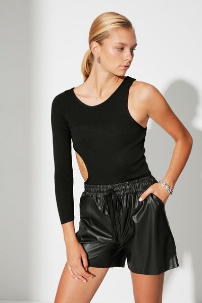

women's shorts trendyol cut out detail knitwear body twoaw22bd0062, White;black