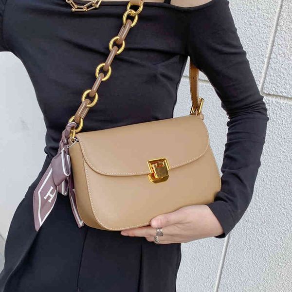 

designer bags2021 new saddle bag ladies shoulder messenger resin chain leather spring and summer fashion trend all-match underarm bag aprico
