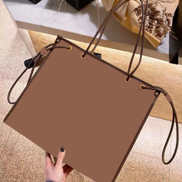 

2021 ladies shoulder bag large-capacity fashion casual all-match shopping tote brand designer cartoon pattern