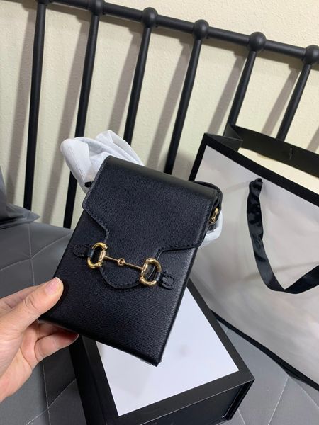 

2021 fashionable and beautiful ladies famous shoulder bag leather chain messenger bag fashionable size:13Ã18 black1, Black