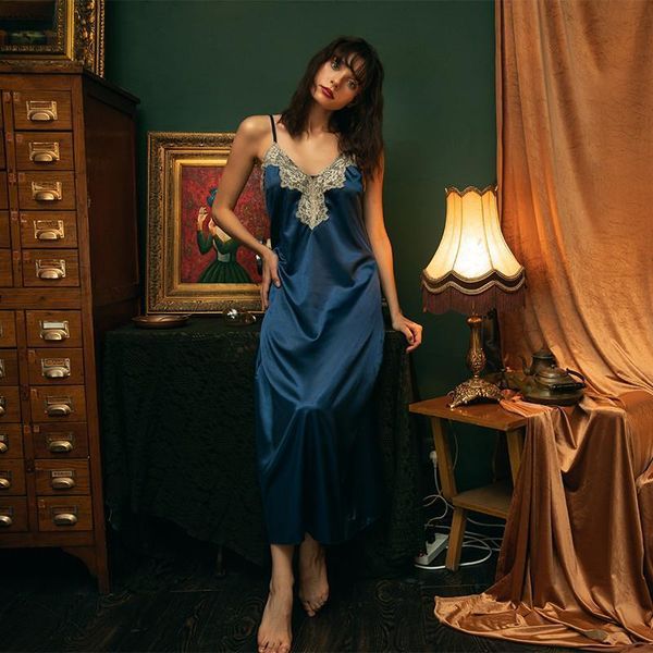 

new design women's full long nightwear v-neck sleepwear nightgown lady elegant dress, Black;red