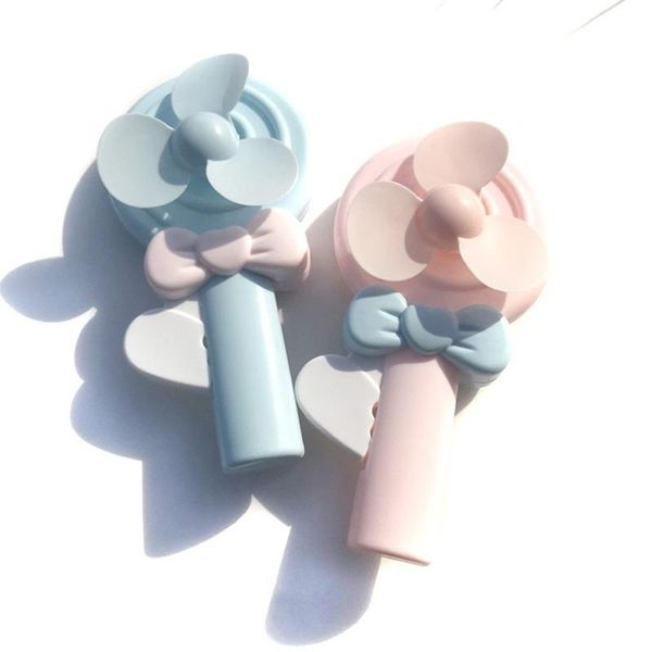 

party favor practical hand-pressed children's small fan, environmentally friendly mini can be used only by pressing, no power supply