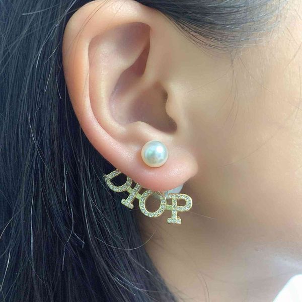 

2021 newd family's back hanging pearl earrings-wholesale, Golden