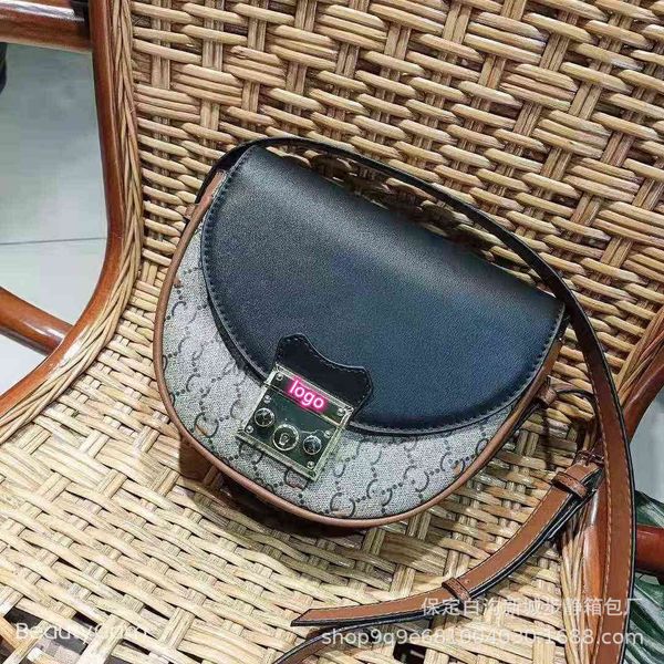 

designer bags akend g family padlock women's single shoulder cross moon saddle literature and art ni same zhouzhoubao123 old bag flower