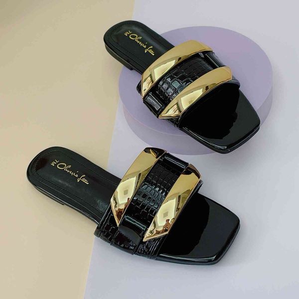 

luxury slippers 2021 big button snakkin large size foot slipper's lazy sandals, Black