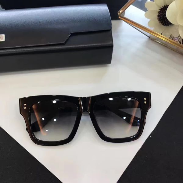 

cool mens square sunglasses shinny black frame grey gradient lens fashion square sunglasses rare new with box, White;black