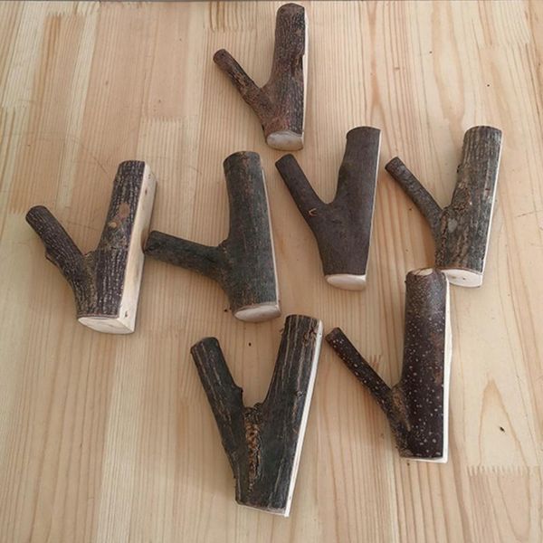 

hooks & rails 4pcs rustic wood wall tree branch clothes hook decorative coat and hat hanger (random shape)
