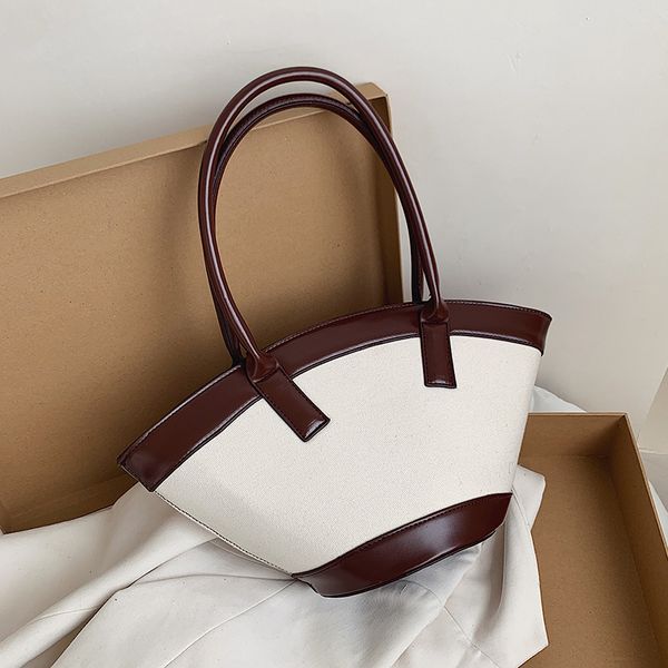 

niche design popular handbags 2021 new fashion all-match western-style handbag shoulder underarm bag bucket bag width: 39cm c0225