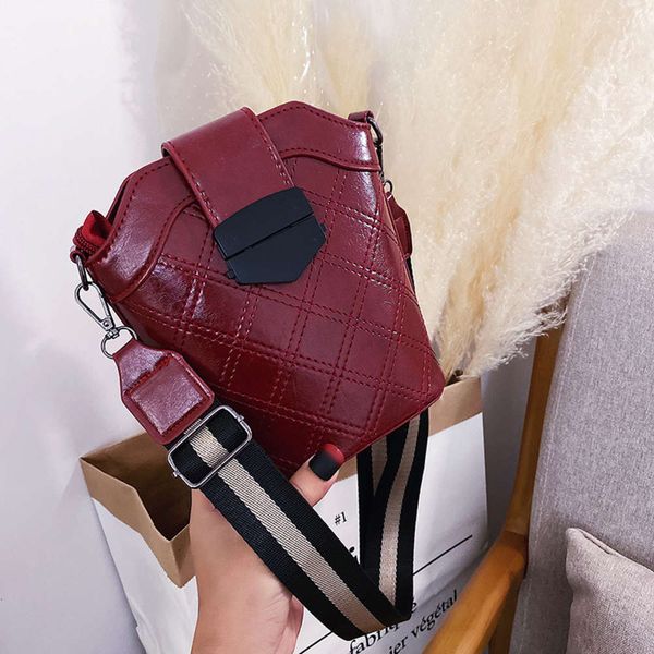 

hbp women's new 2019 fashion korean autumn winter bucket shoulder versatile messenger bag