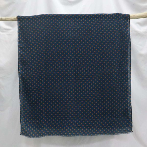 

men's classic wave point spring and autumn winter leisure business simple printing detachable scarf, Blue;black