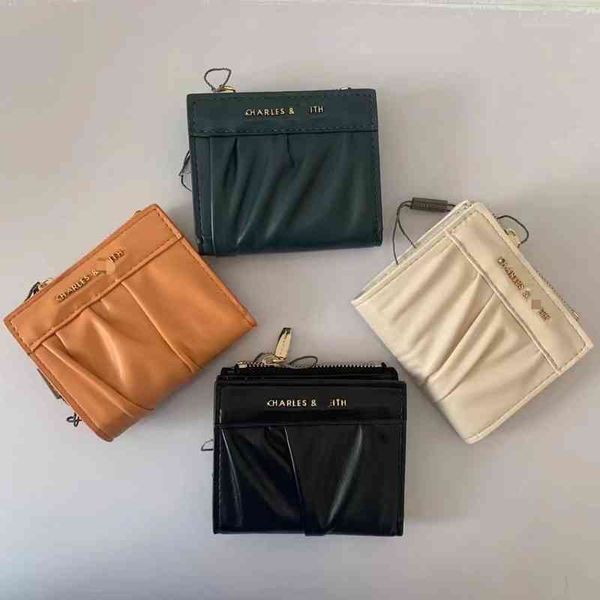 

2021 wrinkled mini card bag zero wallet short zipper women's fashion, Red;black