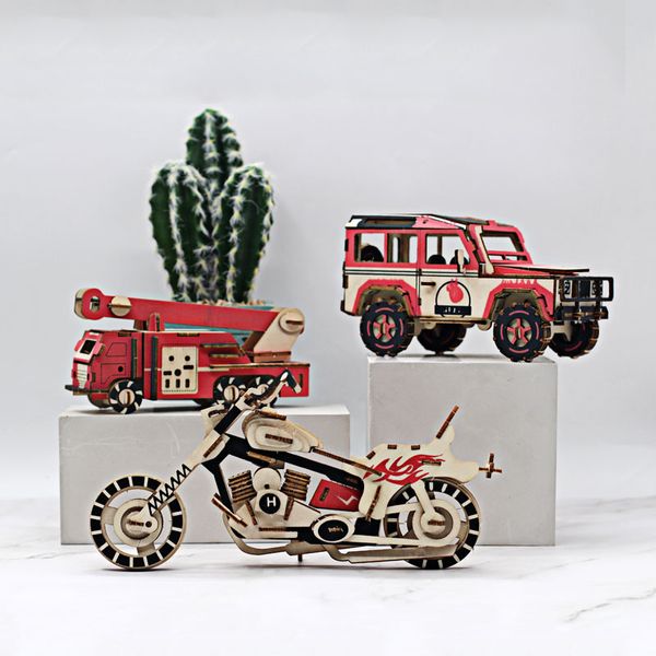 Kostenlose Puzzles 3D-Puzzles Spielzeug Zusammengebautes Holzsimulationsauto Feuerwehrauto Intelligenz Diy-Spielzeug-Puzzle Raiden Halley Thunder Buggy WL