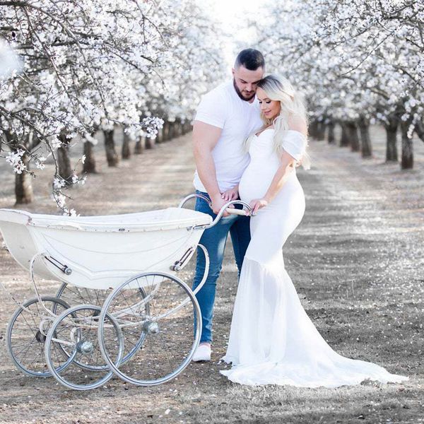 

women pregnants dresses chiffon splicing pgraphy props trapless long maternity dress pregnant woman vestidos de novia 2021, White