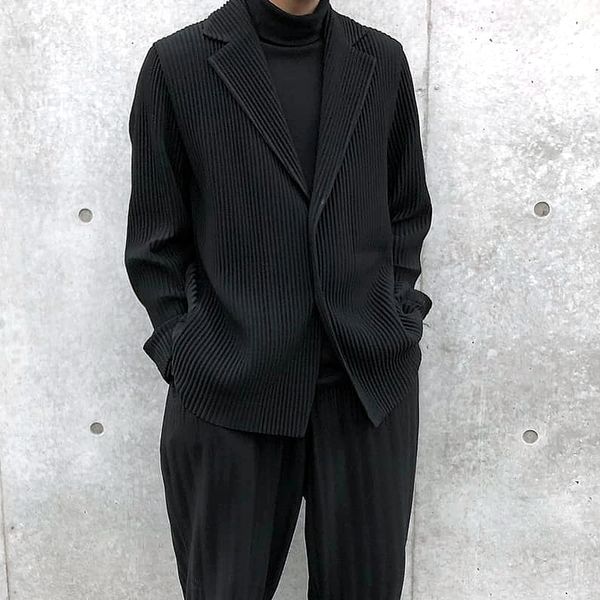 

2021 new pleated men jacket basic drape casual japanese simple suit button blazer ni1i, Black;brown