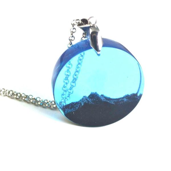 

chains mountain necklaces, fashion women, men wear gifts, resin materials, handicrafts, special pendant wholesale, Silver