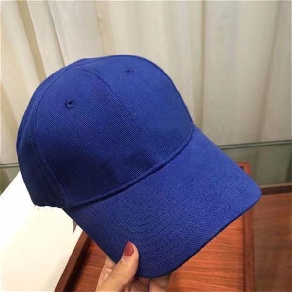 

2021 european and american fashion letter embroidered sports baseball cap winter hat female designer couples hat, Blue;gray