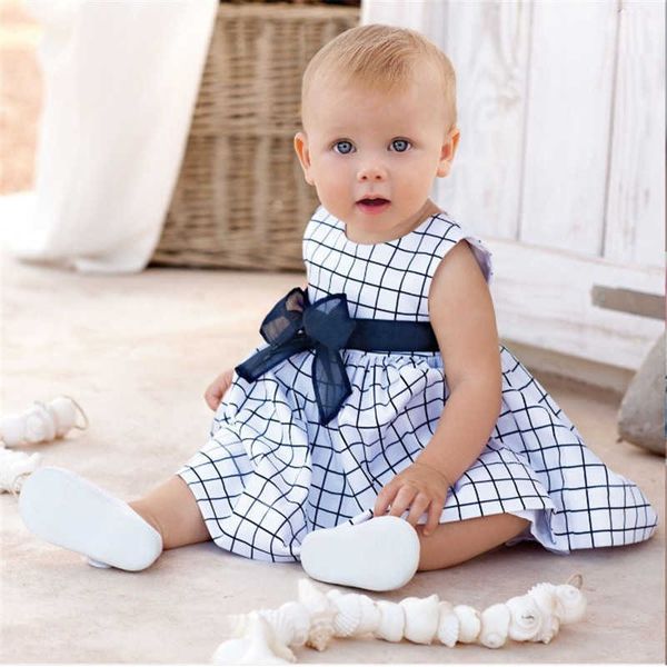 Baby Girl Grade vestido sem mangas verão outono criança roupa nova chegada azul vestidos xadrez com borboleta para crianças cl0827 q0716