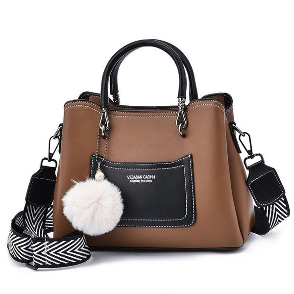 

black fashion pu leather female with shoulder fur ball brand commute ladies handbags large capacity purse white totes women bag lagqa