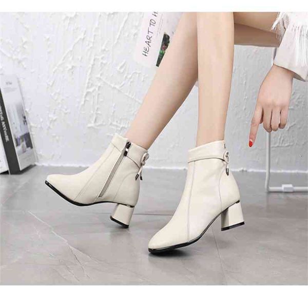 

dress shoes female stuffed boots short korean version soft leather square heel cotton fashion medium anti-slip soles 0xsv, Black