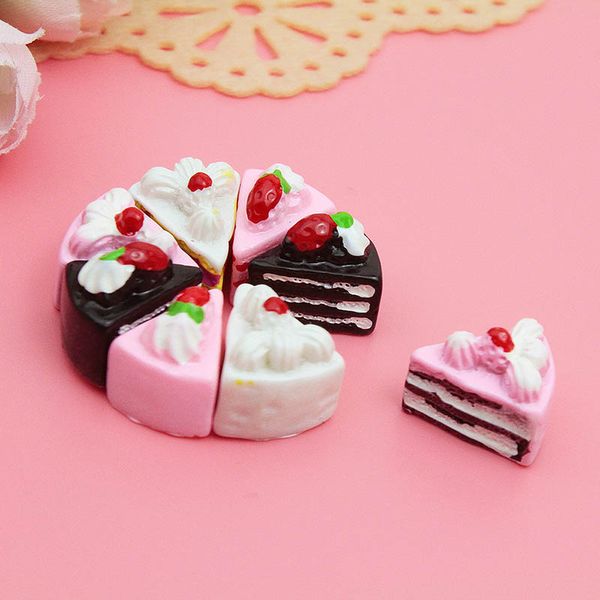 

10pcs/set diy craft resin imitation strawberry cake doll house ornament creative kitchen pretend play toys