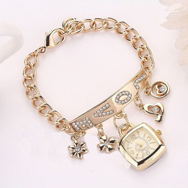 Guarda le donne donne amore lettere con strass intarsiato catena braccialetto fiore pendente orologio da polso del pendente reloj mujer abito da donna orologi regalo