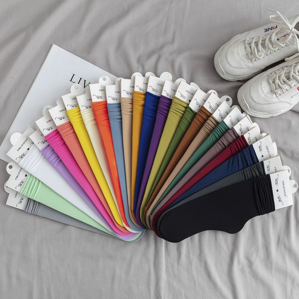 

spring / summer 2021 thin veet women' silk super elastic candy color pile stripe middle tube stockings, Red;black