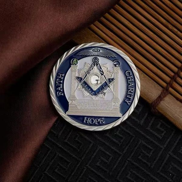 

2pcs non magnetic masonic commemorative badge craft ason medal silver plated coin association under a brotherhood of man