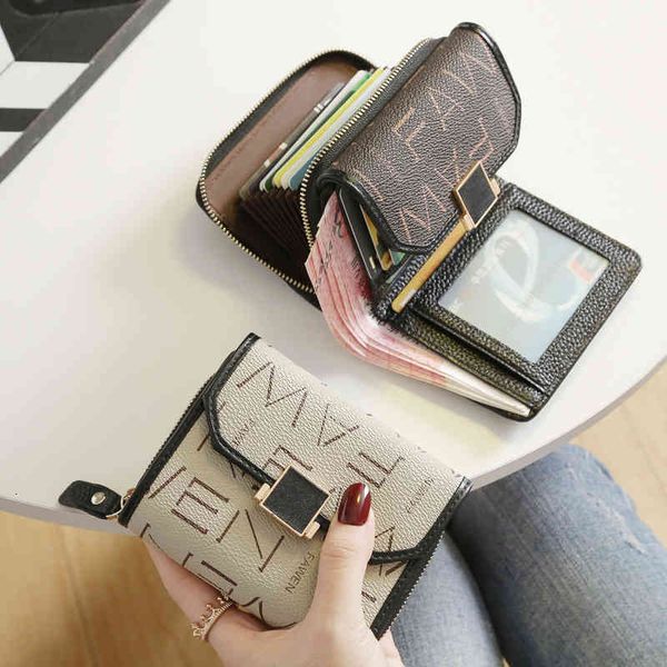 

2021 fashion korean small wallet women's short leather cowhide multi card slot bag change, Red;black
