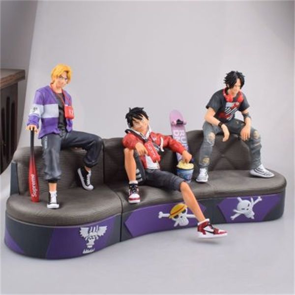 

domestic pirate trend men's group sofa luffy issabo gk model boxed hand-made ornaments