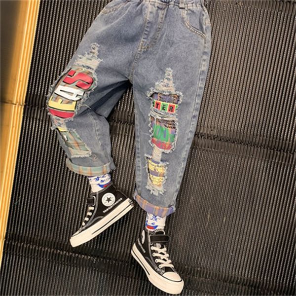 

2022 new product alphabet childrens pants small and medium-sized childrens ripped boys trousers casual jeans, Blue