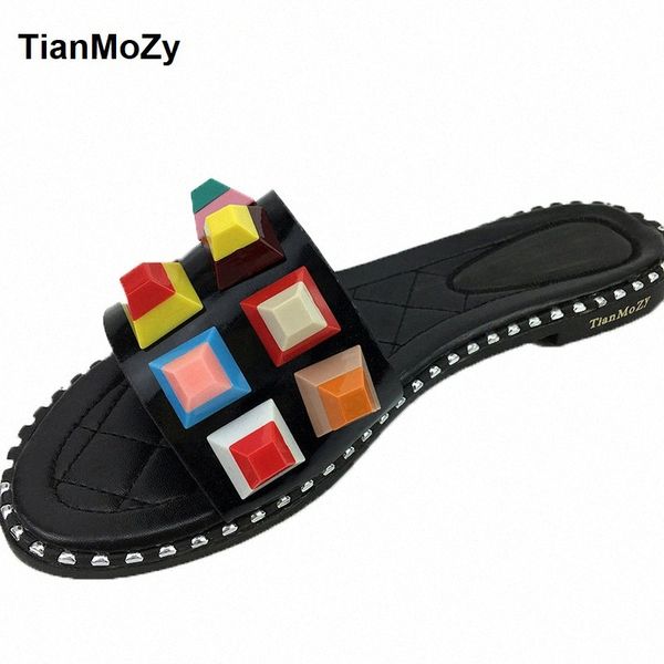 

summer mixed color candy shoes rivet woman sandals exposed toe mules female home slippers flat pu black white shoes punk style o1ma#