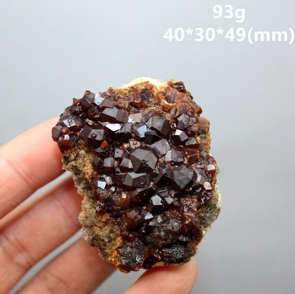 

decorative objects & figurines 100% natural garnet minerals specimen stones and crystals healing quartz gemstones