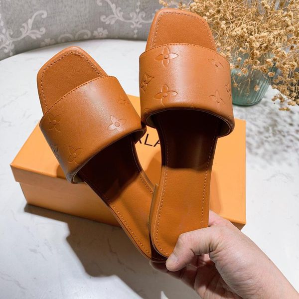 

2021 new ladies slippers fashion letter printed leather slippers summer casual sandals letter leather size 34-40, Black